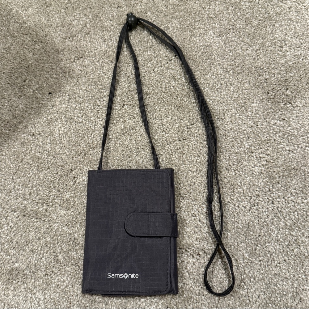 Samsonite Passport Tri-fold Wallet Gray Adjustable Strap Travel Airport